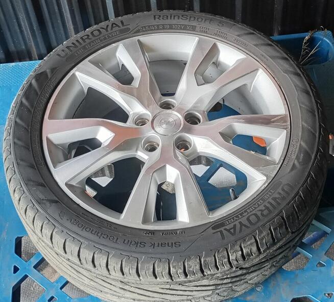 Sprzedam komplet opon z felgami 245/45 R19 #19\