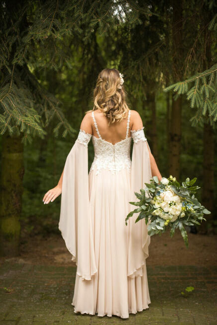 Suknie ślubne, szycie sukien/sukienek