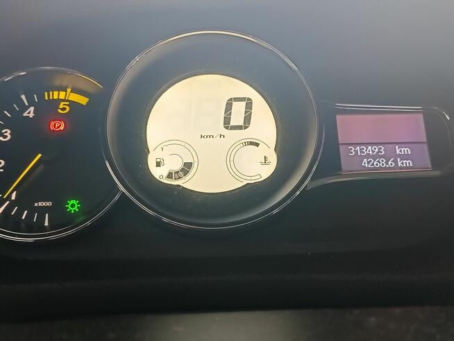 Sprzedam Megane kombi 1.5 dci