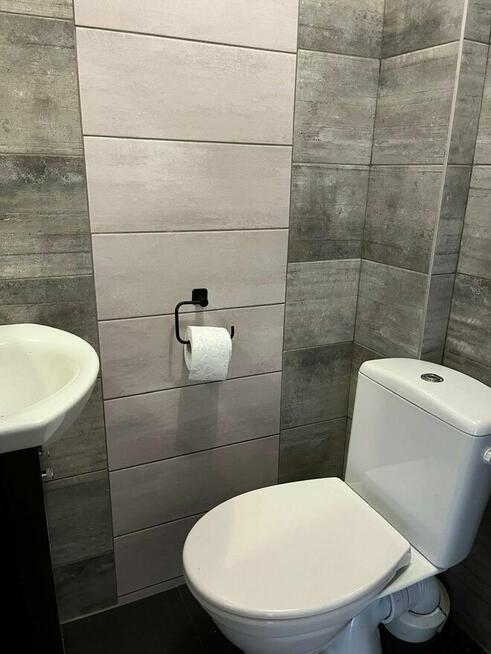 Dom wolnostojący w centrum Pogwizdowa.