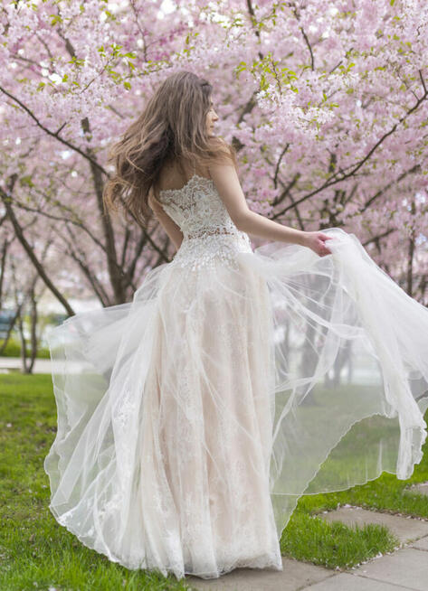 Suknie ślubne, szycie sukien/sukienek