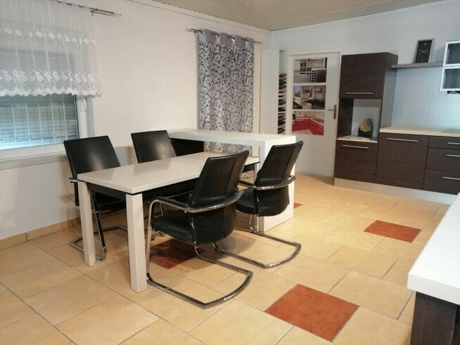 Sprzedam /siedzibę firmy/hale+biuro/394m2/1251m2 Komorniki