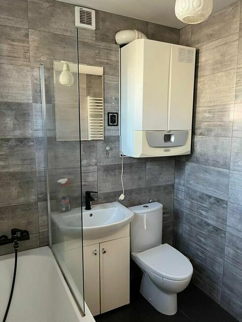 Dom wolnostojący w centrum Pogwizdowa.