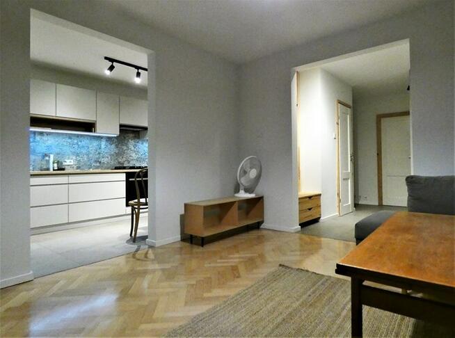 Mjr. "Ponurego" 11, Janów, 3 pokoje z balkonem