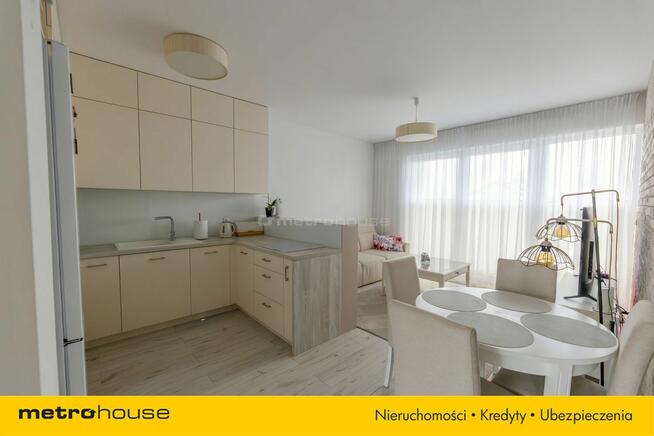 Dwupoziomowe mieszkanie z balkonem w Legionowie