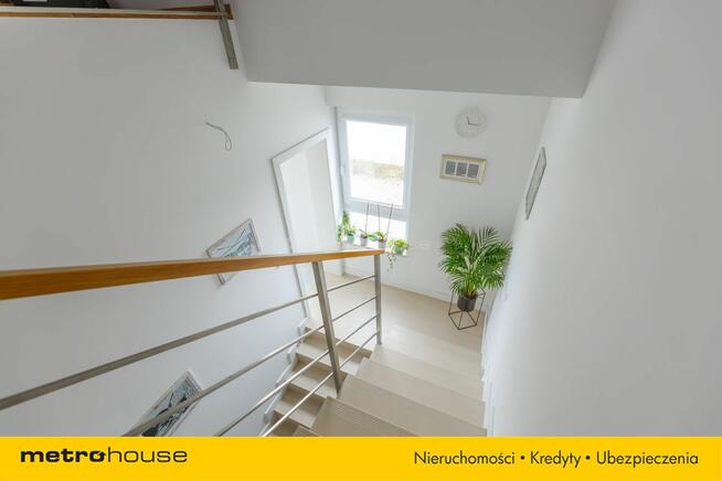 Dwupoziomowe mieszkanie z balkonem w Legionowie