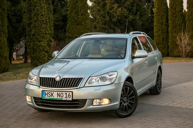 Škoda Octavia 122KM Nawigacja Ksenon Tempomat CarPlay Klimatronik Parktronik