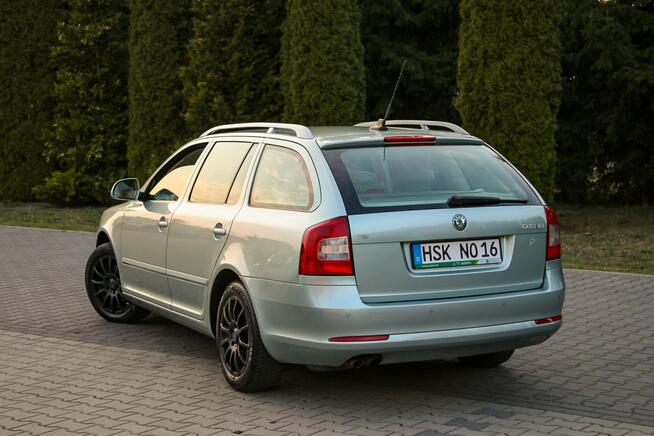 Škoda Octavia 122KM Nawigacja Ksenon Tempomat CarPlay Klimatronik Parktronik