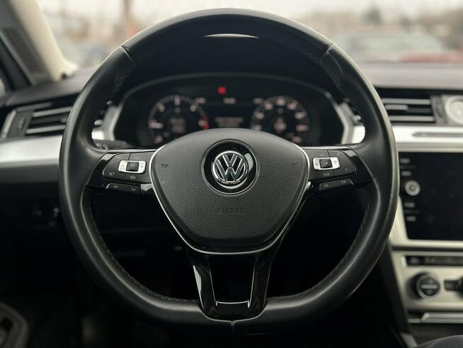 Volkswagen Passat Salon Polska Poleasingowy I właściciel Serwis ASO VAT 23% Bezwypadkowy