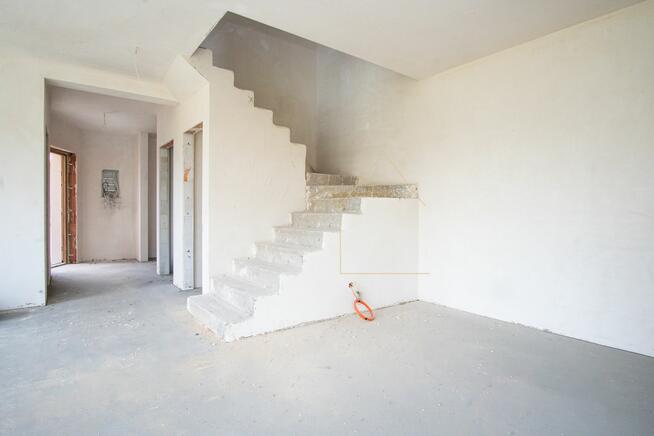 Dom z dużym ogrodem / 2 ostatnie lokale / 15 minut od Krakowa