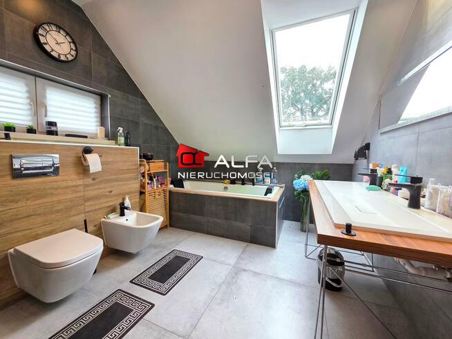 Dom Żarów, Żarów