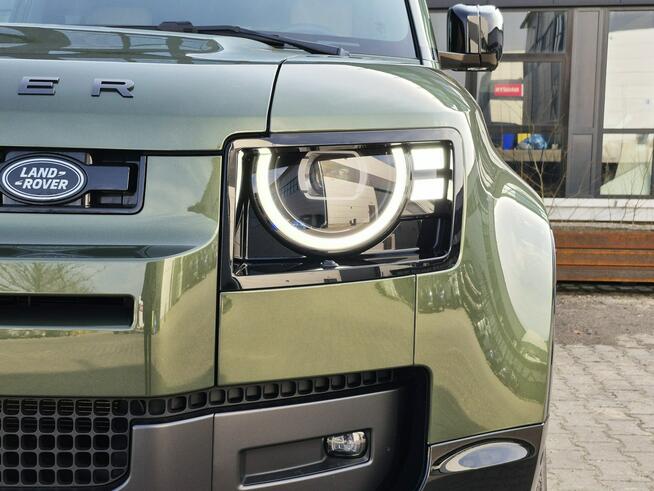 Range Rover Defender 3.0D I6 250KM AWD Auto X-Dynamic HSE 110 / DEMO