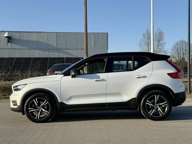 Volvo XC 40 2.0 / 190KM R-DESING AUTOMAT AWD 4x4 ! Asystent Pasa Ruchu EL.Hak