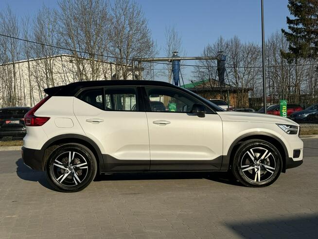 Volvo XC 40 2.0 / 190KM R-DESING AUTOMAT AWD 4x4 ! Asystent Pasa Ruchu EL.Hak