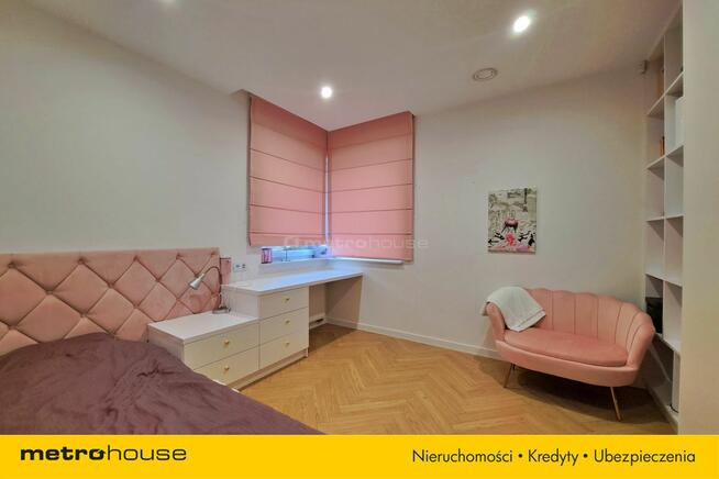 Luksusowy dom na sprzedaż w spokojnej okolicy.