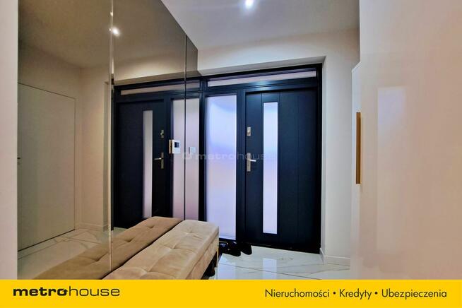 Luksusowy dom na sprzedaż w spokojnej okolicy.