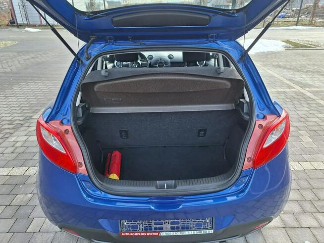 Mazda 2 rok 2009, 1.3 benzyza bardzo zadbana