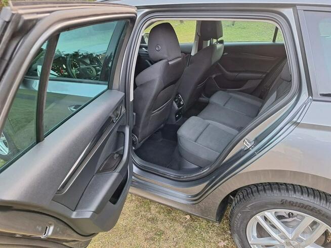 Skoda Octavia 2023 1.0 TSI e-TEC HYBRYDA automat orginalny przebieg