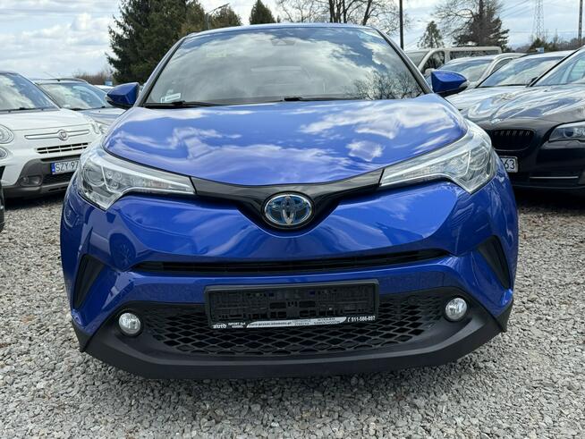 Toyota C-HR 1,8 selection full LED hybryda