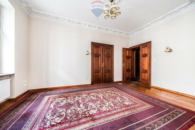 Prestiżowy lokal w centrum | Półwiejska/Ogrodowa