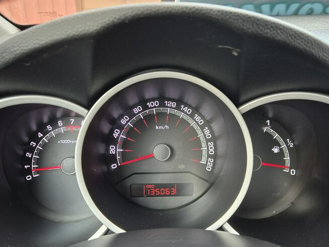Kia Venga 2012r, 1.4B, Mały Przebieg 135tyś km, Nawigacja, Kamera cofania