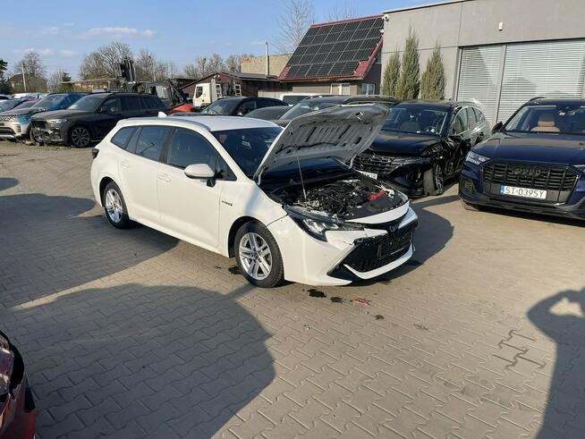 Toyota Corolla Hybryda Automat Podgrzewanie Kamera Virtual cockpit 122KM