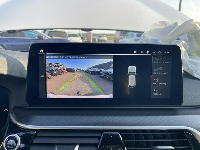 BMW 520 Mpakiet XDrive mHEV Skóra Kamera Pamięć Panorama HAK 190KM