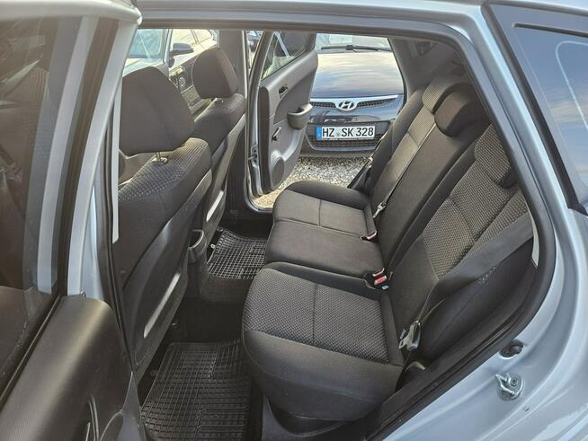 Hyundai i30 Opłacony Zdrowy Zadbany z Klimatyzacją 2 Kmpl Kół po Serwisie 1 WŁ