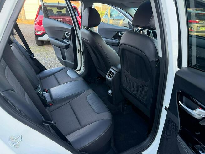 Kia Niro automat, kamera, navi, 60tys.km!!