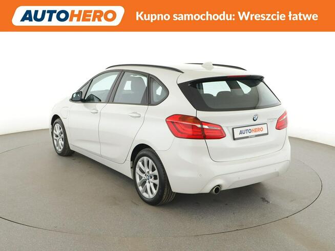 BMW 225 PHEV full LEd automat navi klima auto czujniki parkowania