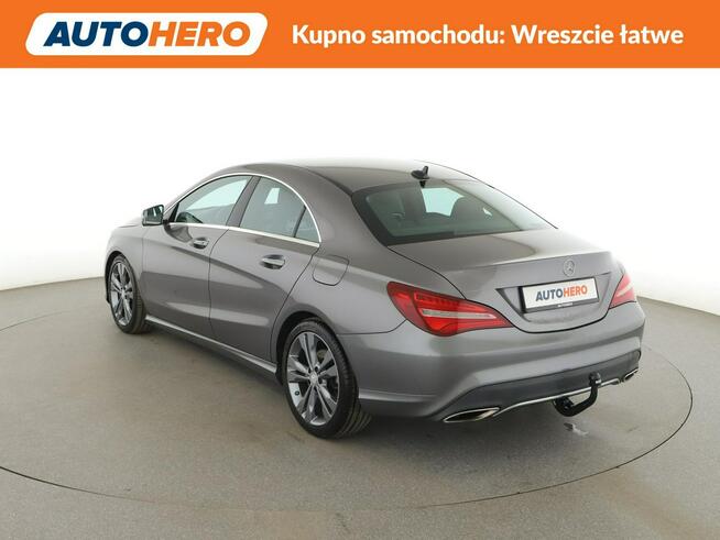 Mercedes CLA 180 automat skóra klima auto navi grzane fotele bi-xenon