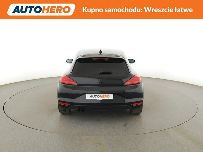 Volkswagen Scirocco navi klima auto grzane fotele xenon/LED czujniki parkowania