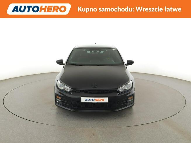 Volkswagen Scirocco navi klima auto grzane fotele xenon/LED czujniki parkowania