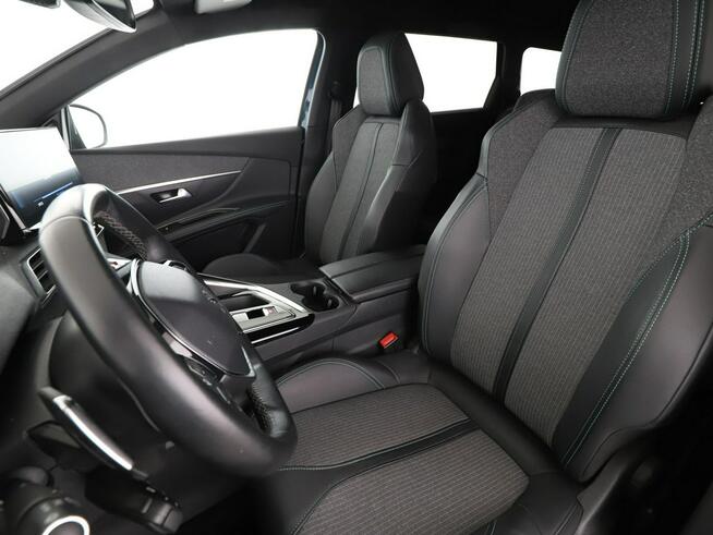 Peugeot 5008 AllurePack automat 7-os. virtual navi kamera LED tempomat półskóra