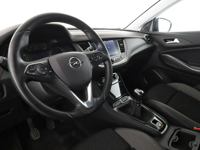 Opel Grandland X Niski przebieg Navi Czujniki parkowania Klimatyzacja Bluetooth