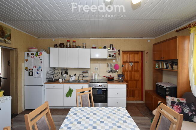 Przytulnym dom na sprzedaż z garażem