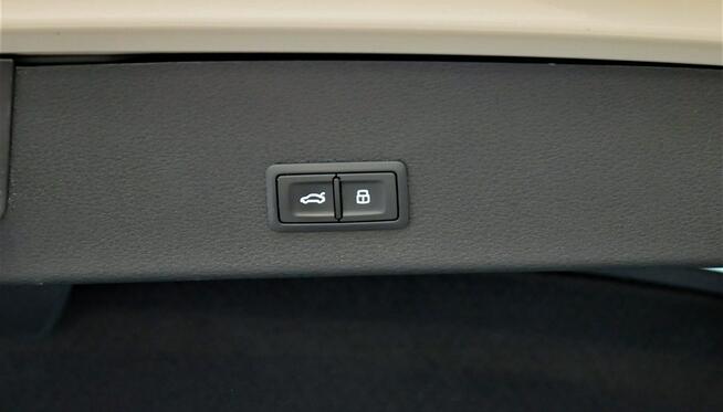 E-tron 55 408 KM S-line Quattro 408KM TempomatACC B&O MatrixLed Black