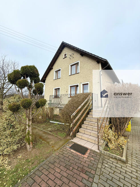 Przestronny dom + 0,9 ha działki Kliszów