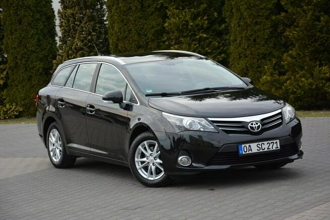 Toyota Avensis Lift Ledy Kamera Klimatronic Alu 16" 1 ręce z Niemiec Oryginał