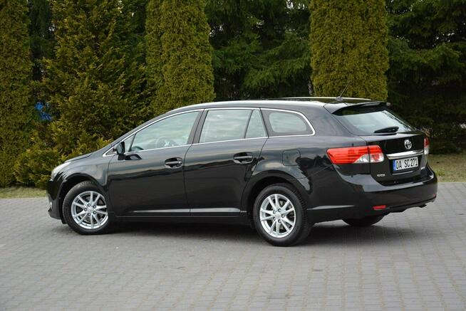 Toyota Avensis Lift Ledy Kamera Klimatronic Alu 16" 1 ręce z Niemiec Oryginał