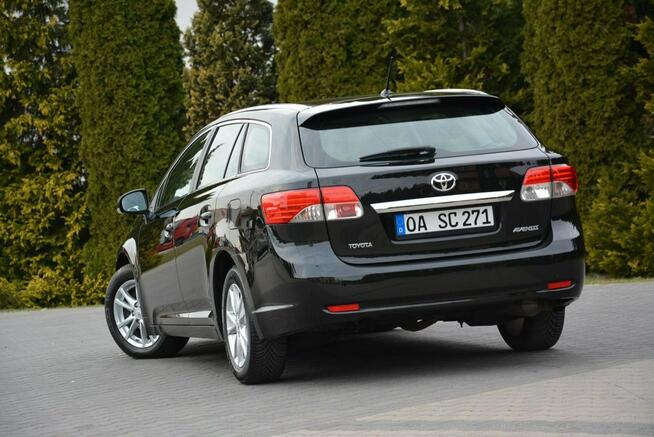 Toyota Avensis Lift Ledy Kamera Klimatronic Alu 16" 1 ręce z Niemiec Oryginał