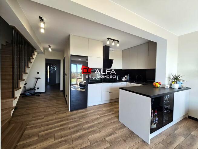 Dom gm. Żarów, Okolice Żarowa