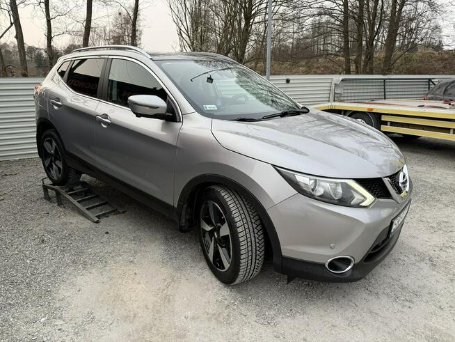 Nissan Qashqai Nowy Rozrząd . Nowe Opony . Panorama dach . Niski przebieg.