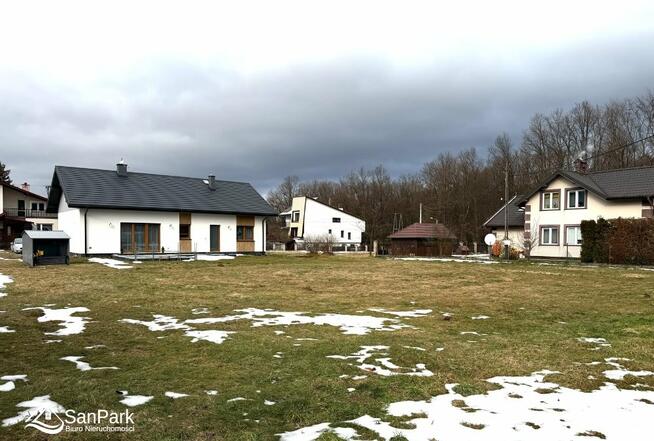 Działka budowlana Zagórz Zahutyń