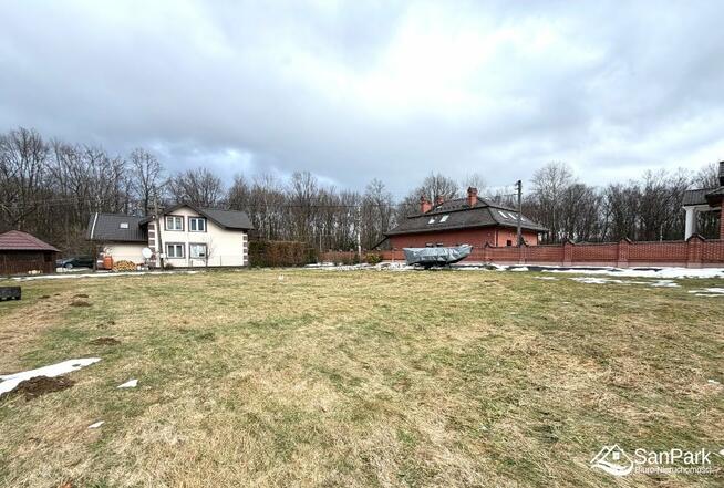 Działka budowlana Zagórz Zahutyń