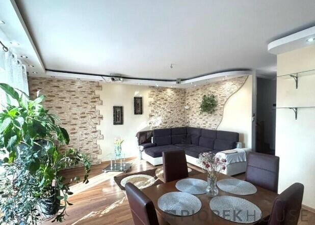 Dwupoziomowe mieszkanie w Ząbkach