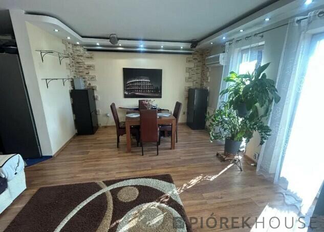 Dwupoziomowe mieszkanie w Ząbkach