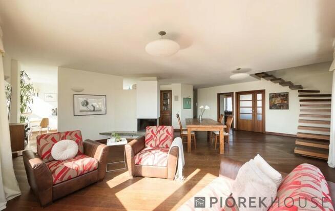 Dwupoziomowe mieszkanie na Mokotowie