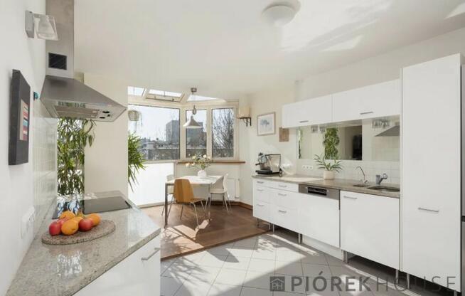 Dwupoziomowe mieszkanie na Mokotowie