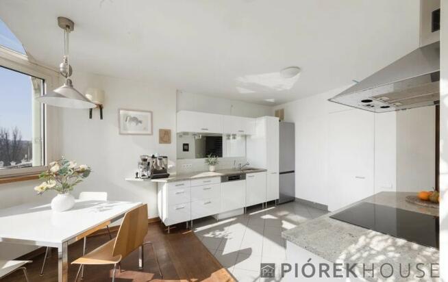 Dwupoziomowe mieszkanie na Mokotowie